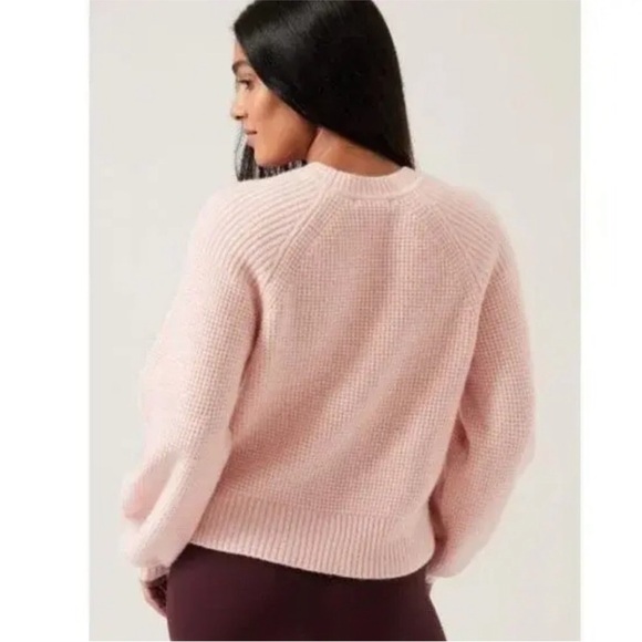 ATHLETA Women’s Layover Crew Sweater Size SP - Picture 2 of 8